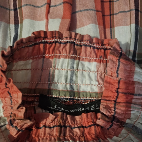 Zara Red Plaid Smocked Blouse - Picture 3 of 12
